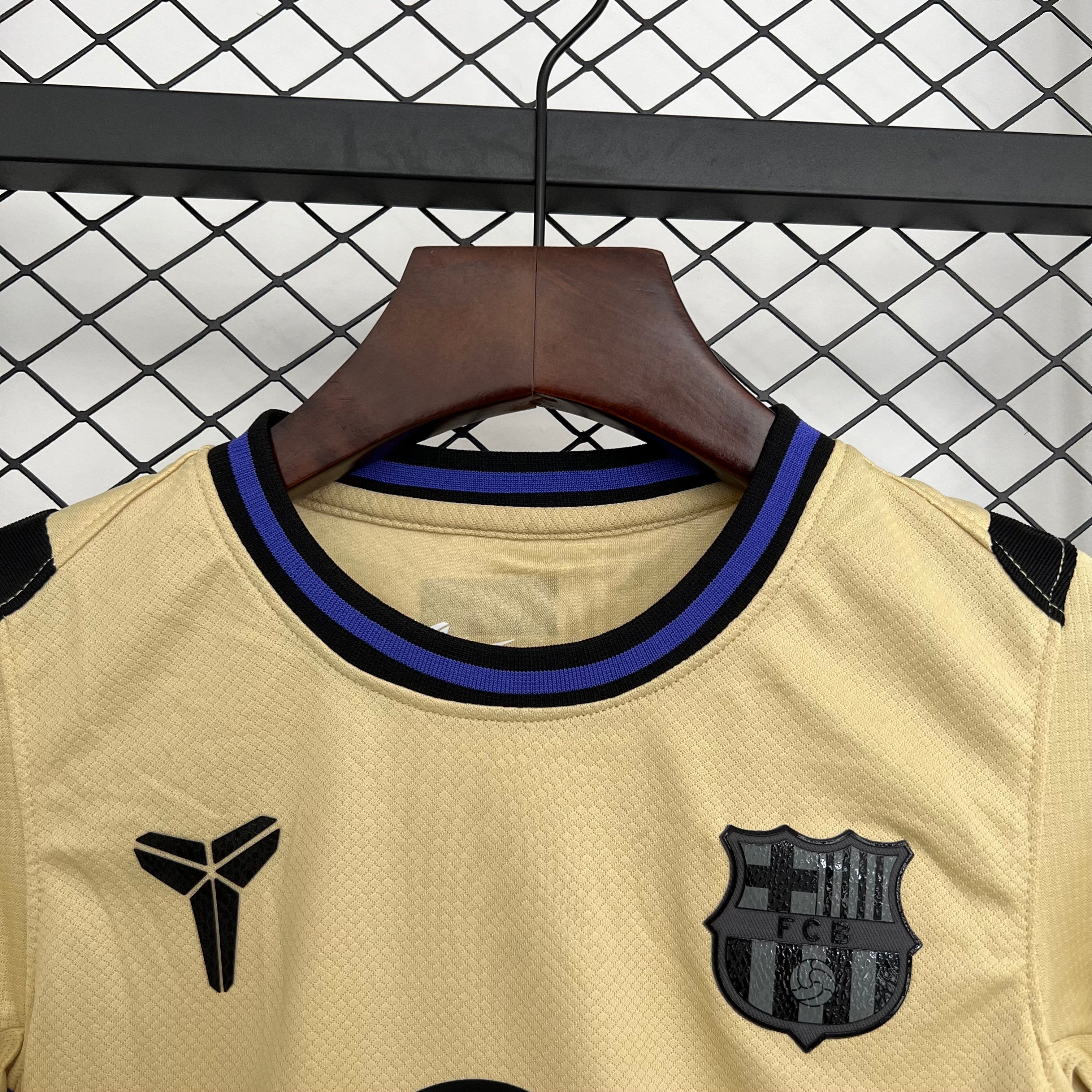Barcelona 3rd 25/26 tenue kids