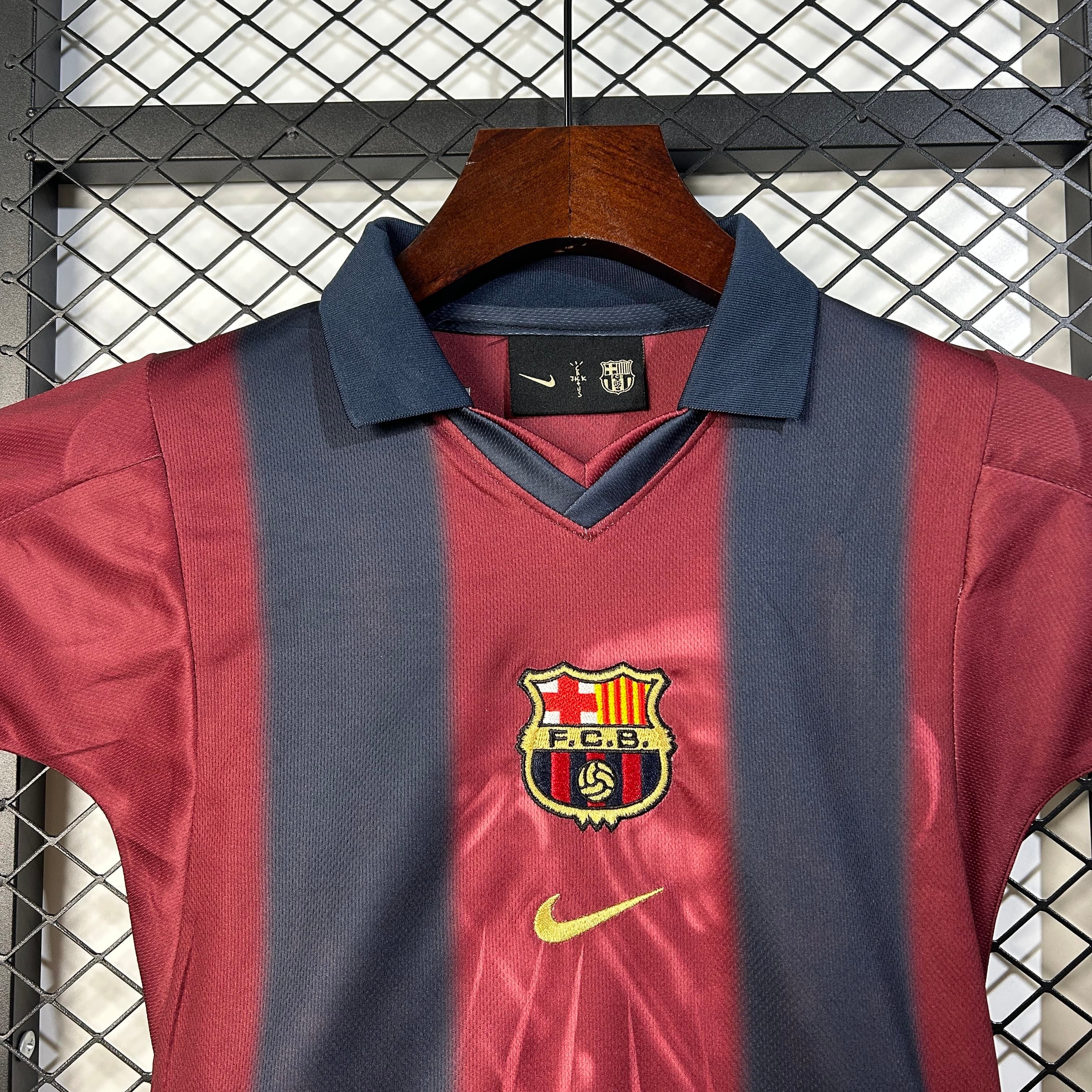 Barcelona special Edition tenue Retro Kids