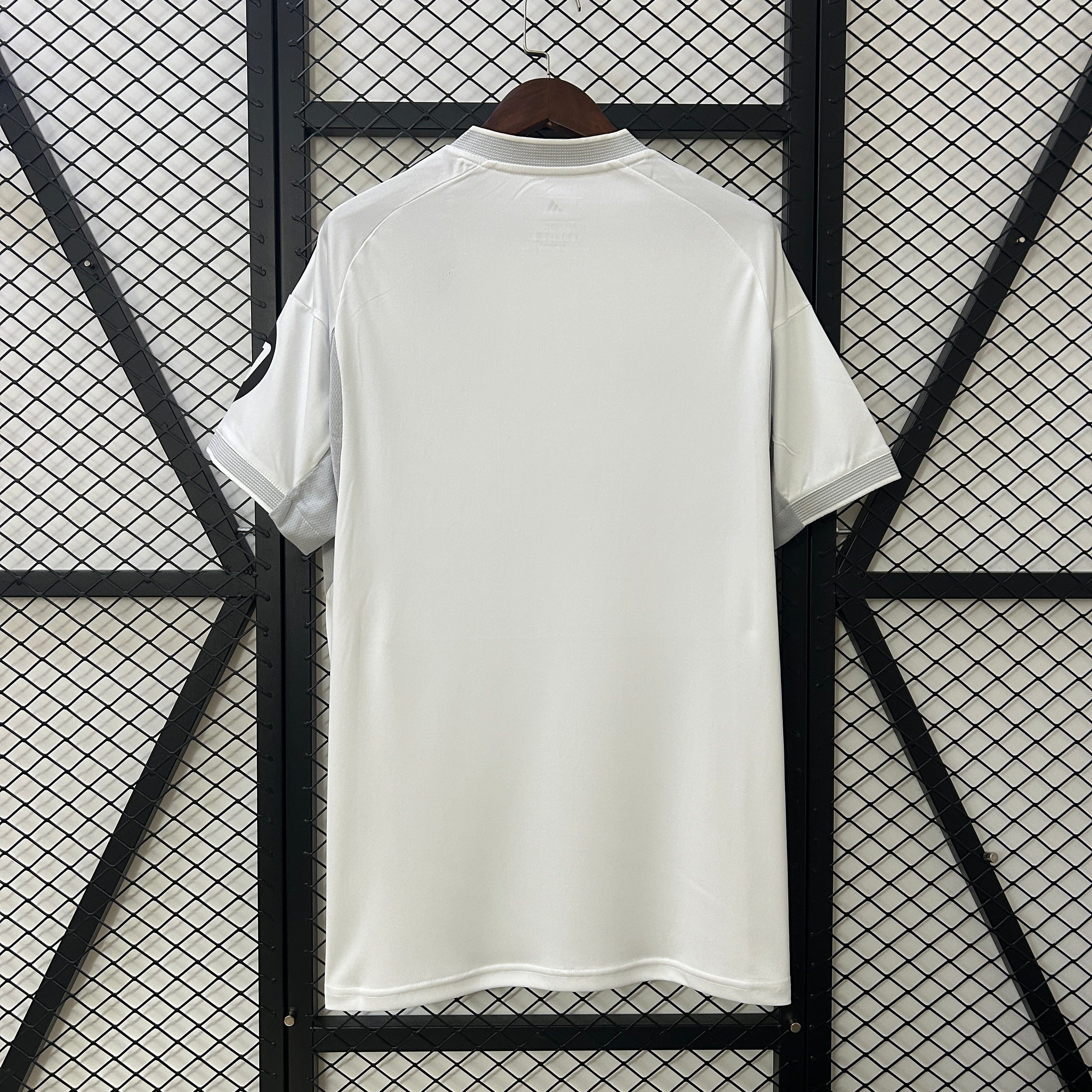 Real Madrid home 25/26