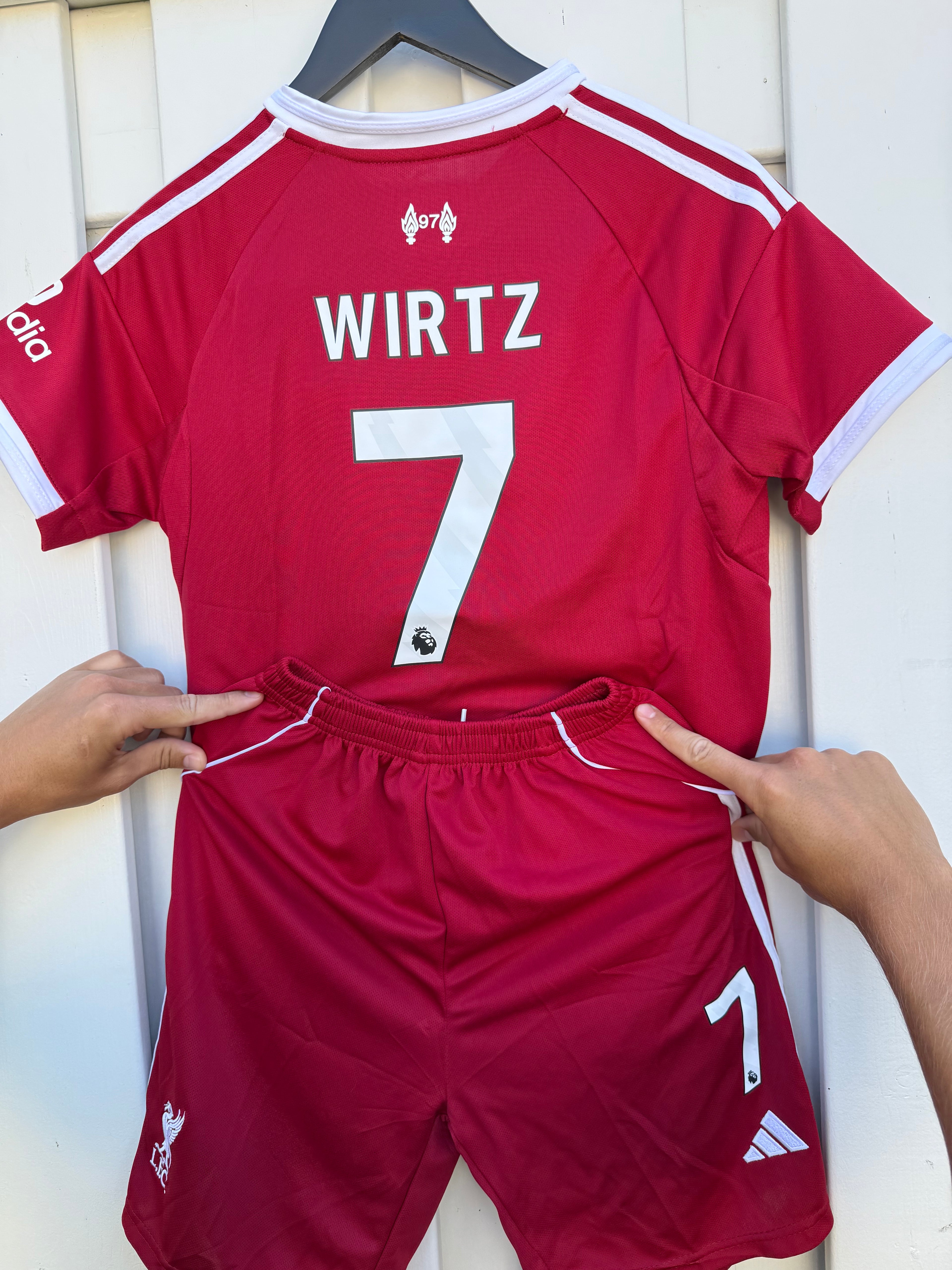 Liverpool home tenue kids 25/26