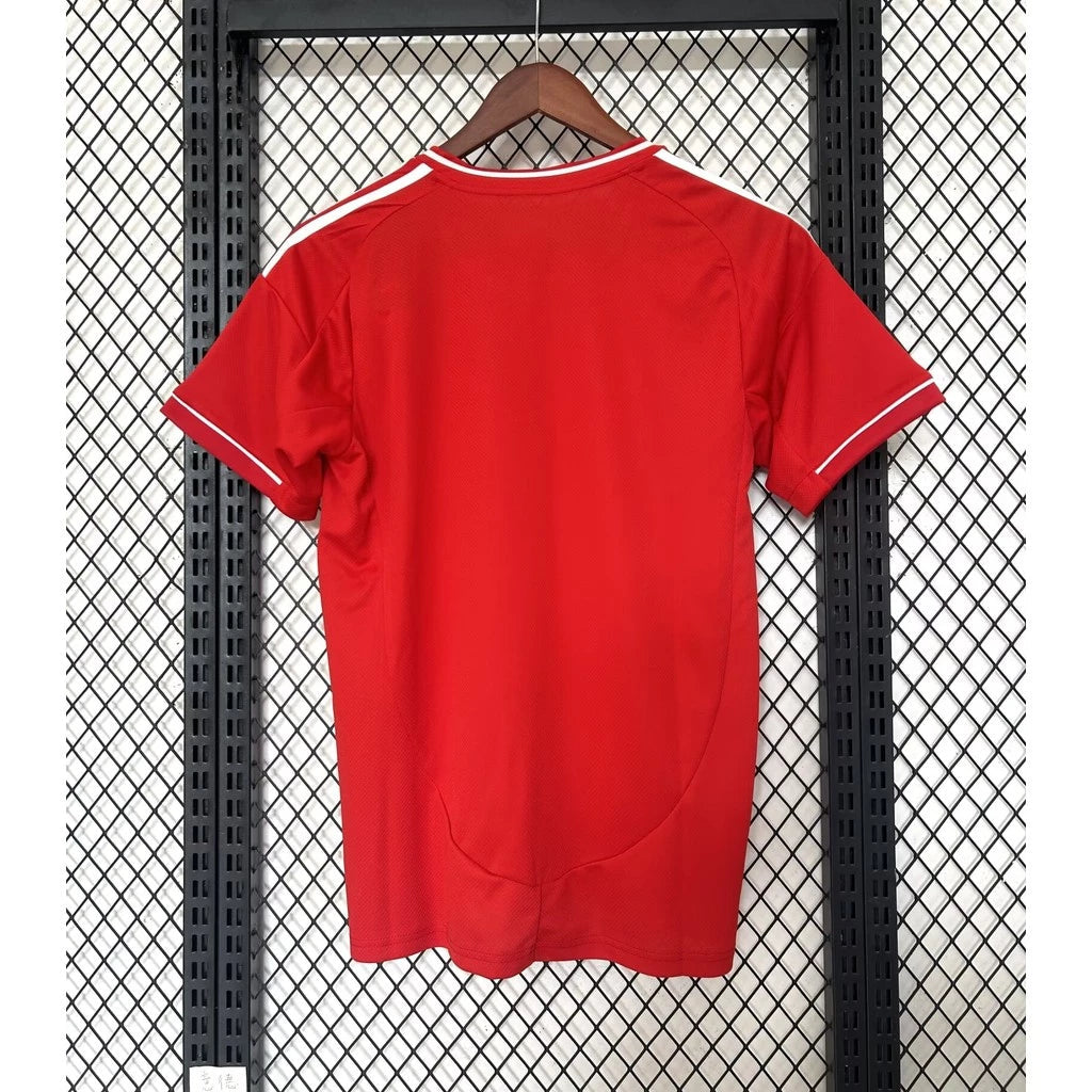 Liverpool home 25/26