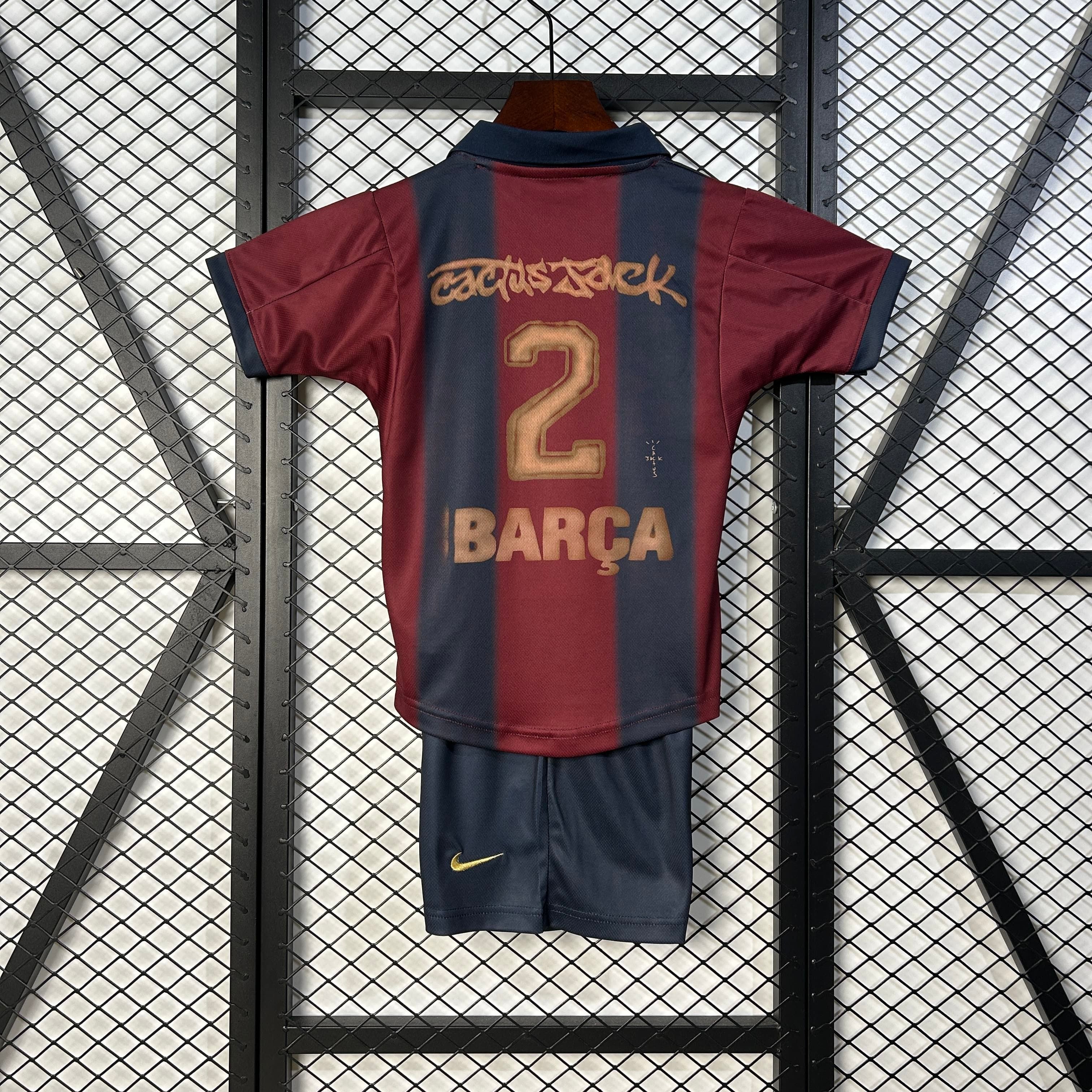 Barcelona special Edition tenue Retro Kids