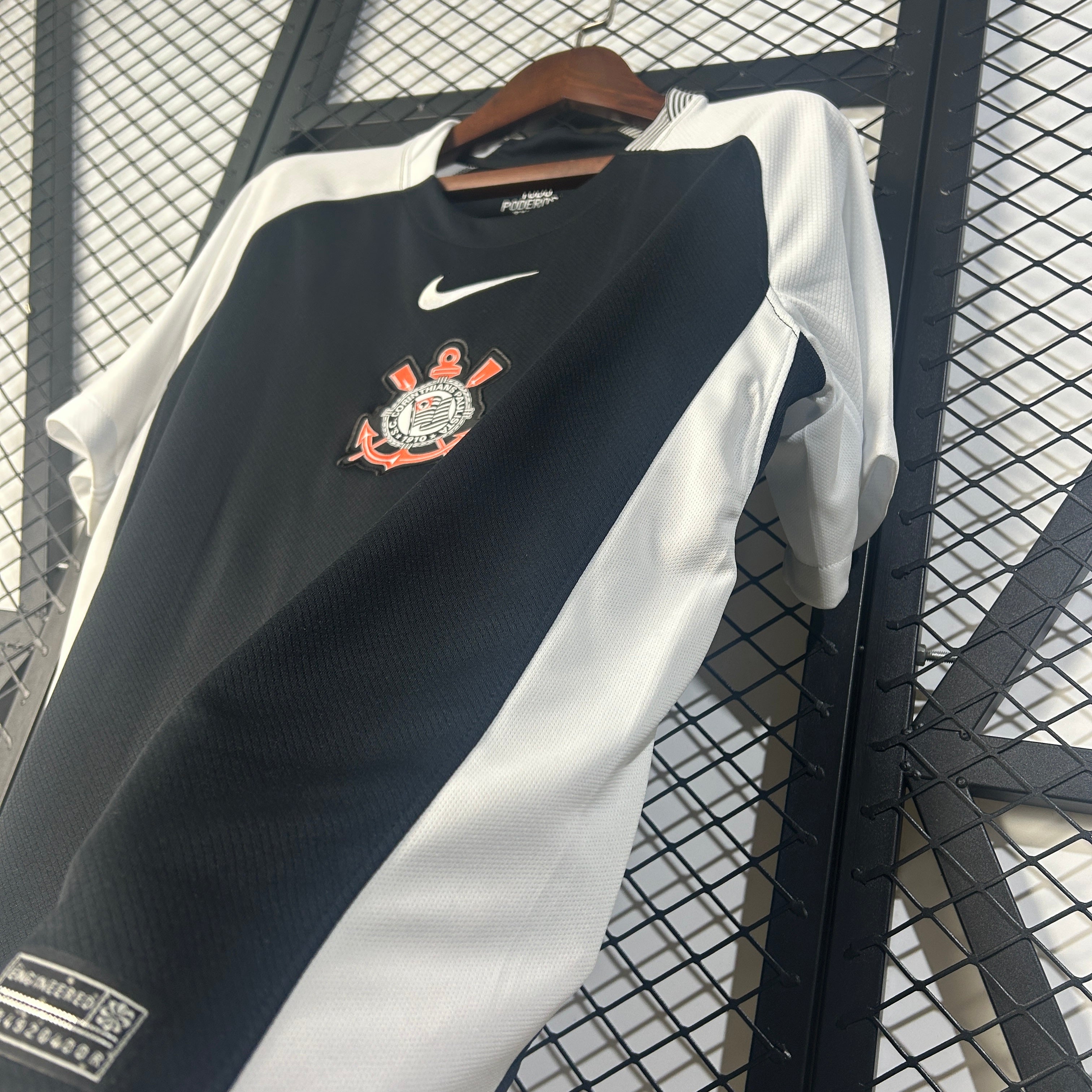 Corinthians away 25/26