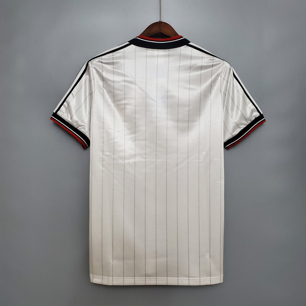 Manchester united Retro 82/83