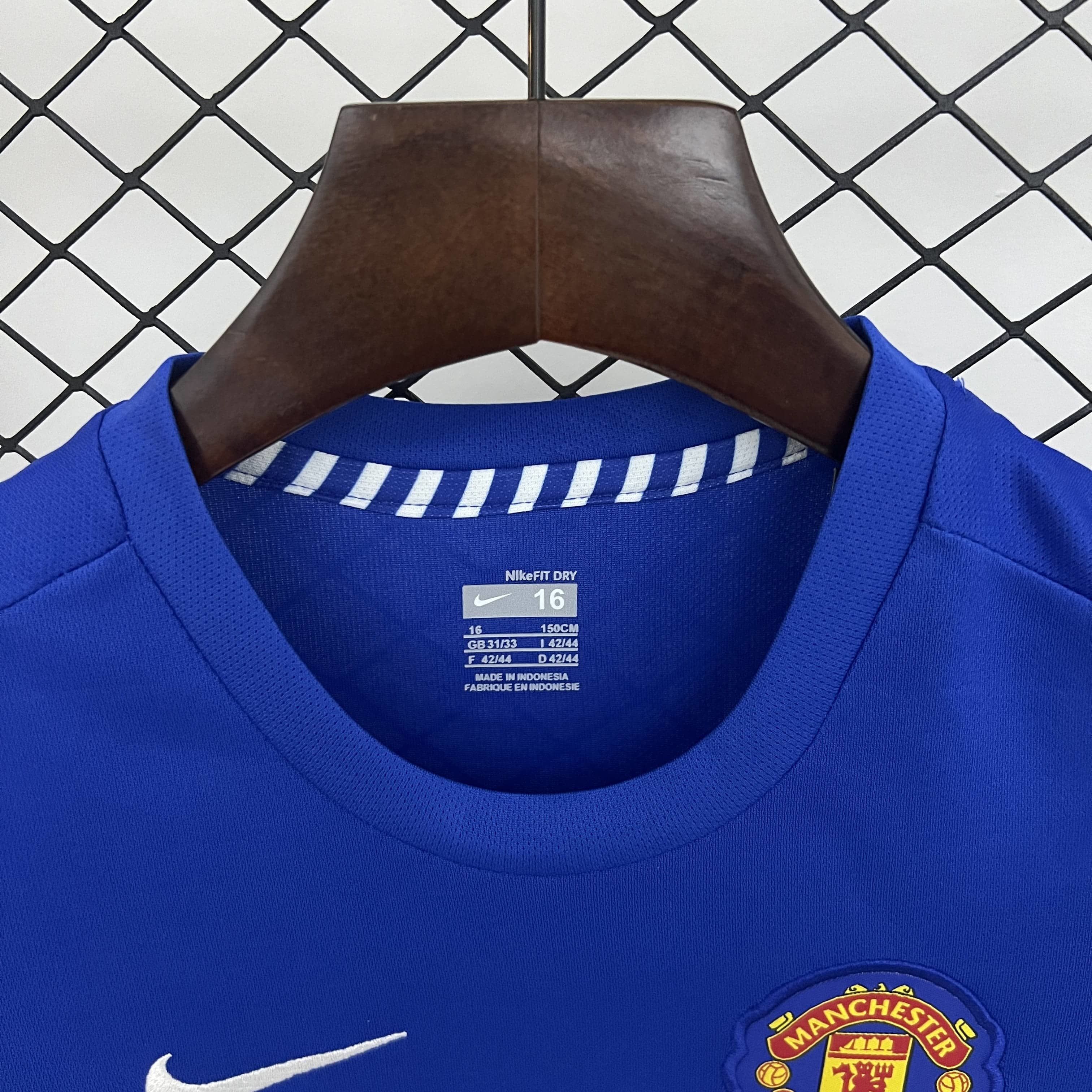 Manchester United 3rd kit 2008 Kids