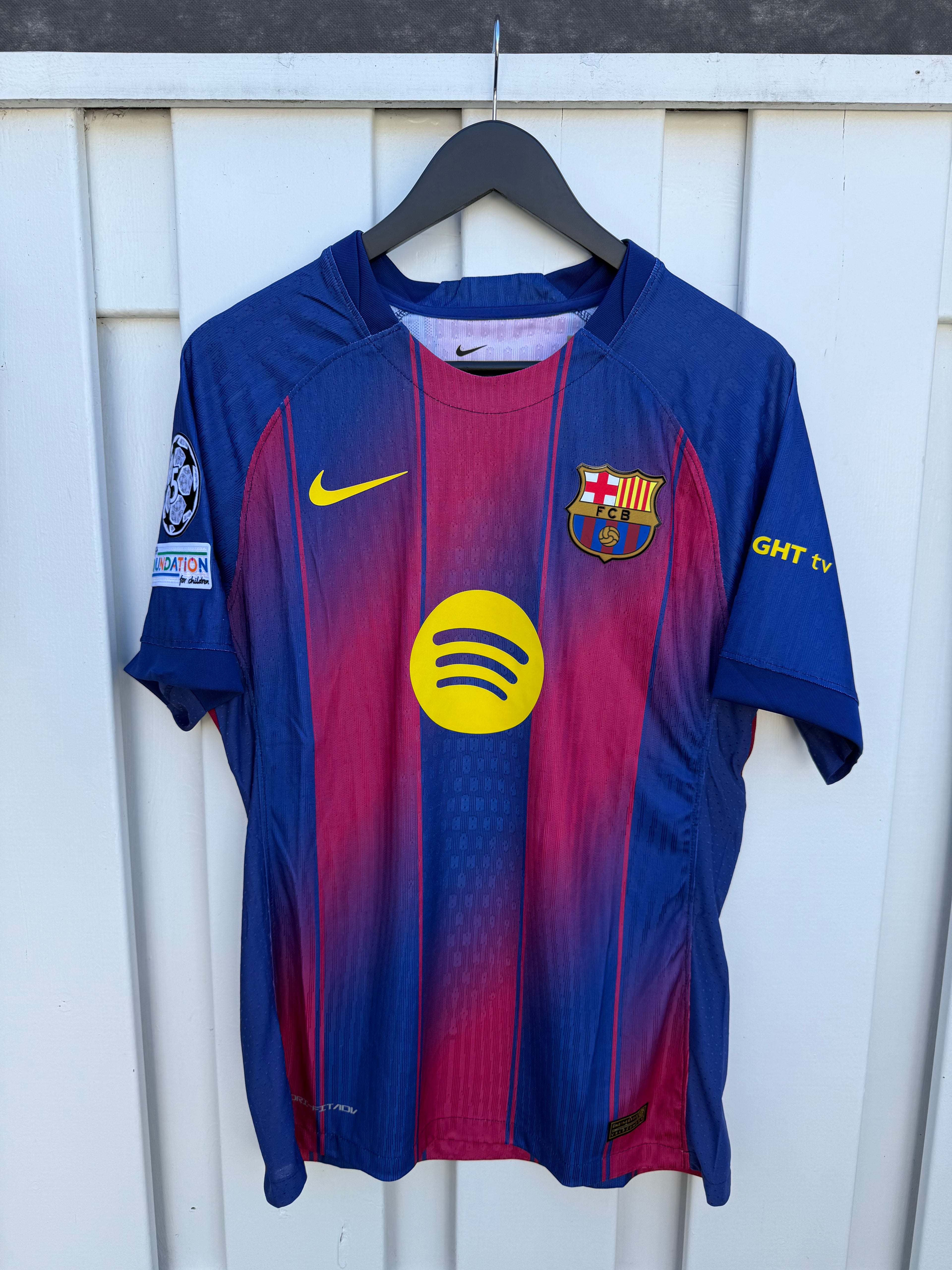 Barcelona home 25/26 player version
