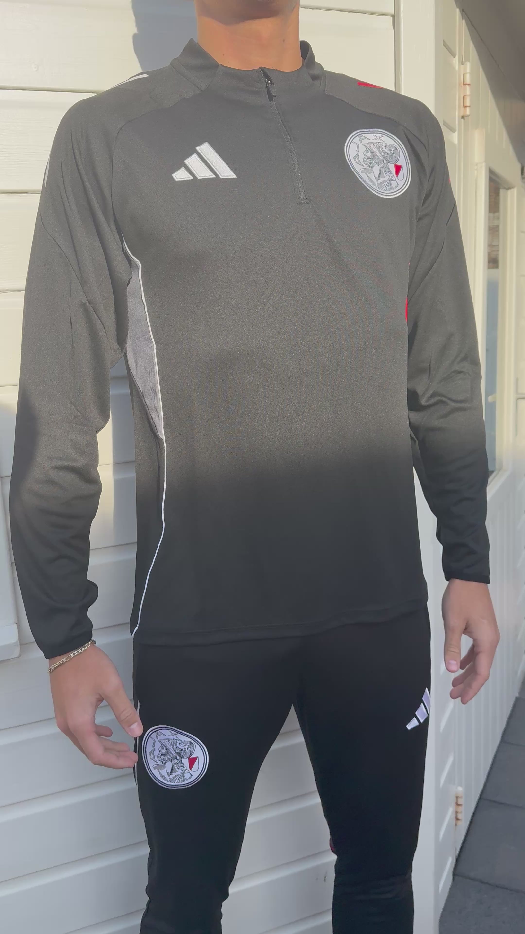 Ajax trainingspak 25/26 adults